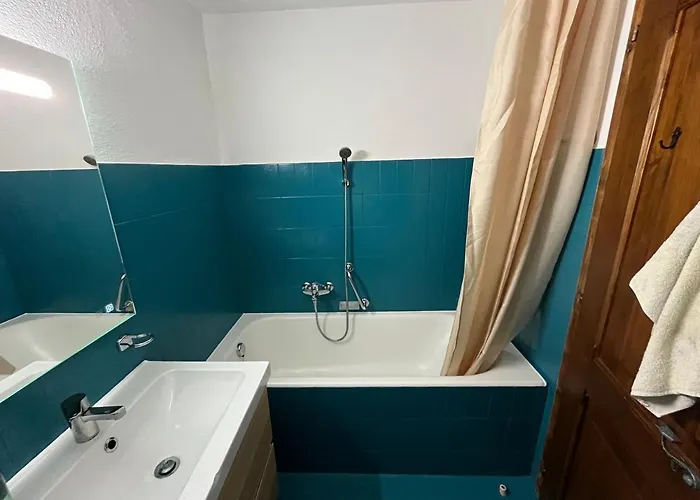 Magnifique In-ski Out - Pas De Parking Hiver Apartment